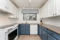 202 1520 VIDAL STREET - thumbnail 14