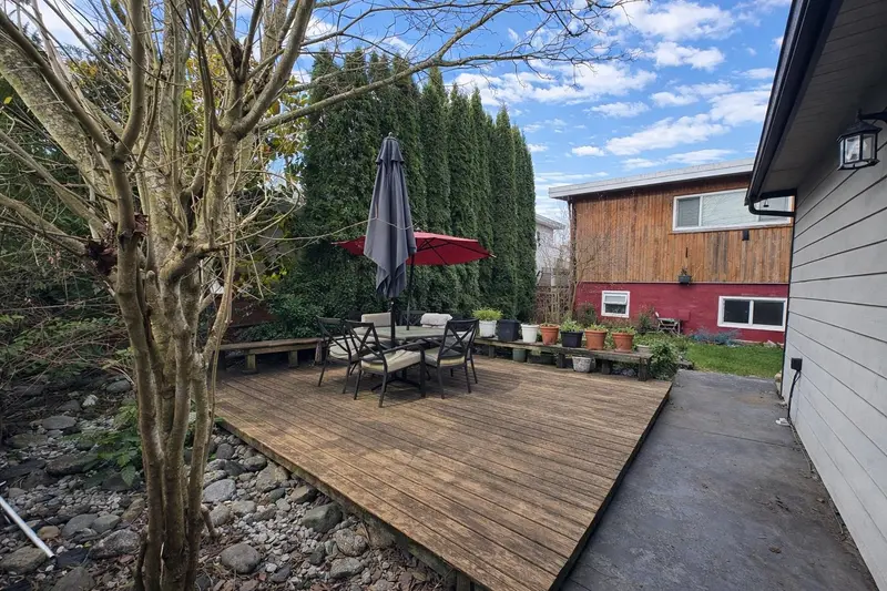 6710 ST CHARLES PLACE - photo 4 of 25