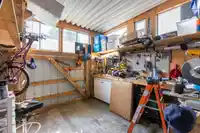 254 1840 160 STREET - thumbnail 29