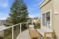 302 15130 PROSPECT AVENUE - thumbnail 3