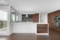 909 1526 FINLAY STREET - thumbnail 1