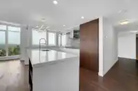 909 1526 FINLAY STREET - thumbnail 2