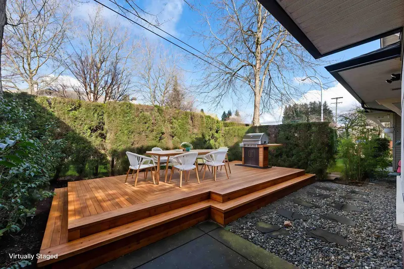 56 15968 82 AVENUE - photo 1 of 1