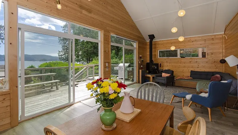 6 BRIGHTON BEACH - photo 3 of 25