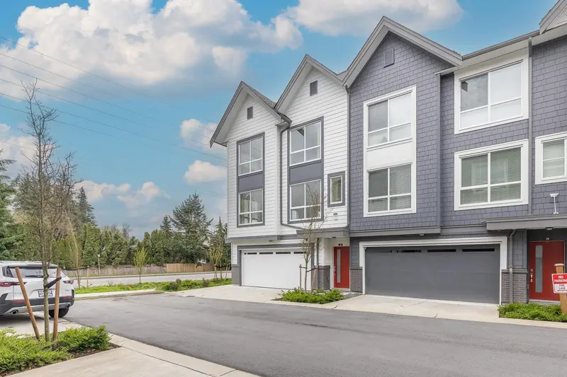 20 23785 DEWDNEY TRUNK ROAD - photo 3 of 25