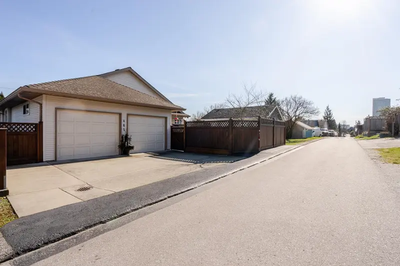 465 GARRETT STREET - photo 2 of 25