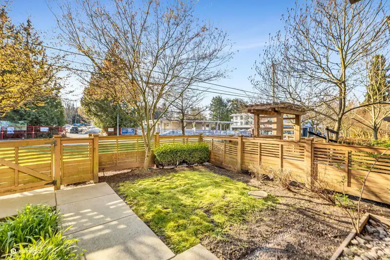 4 5888 144 STREET - photo 3 of 25