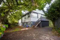 839 KENT STREET - thumbnail 2