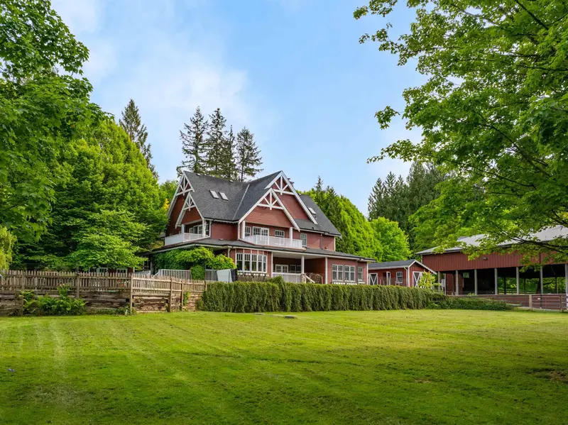 25769 82 AVENUE - photo 1 of 25