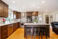 13560 15A AVENUE - thumbnail 4