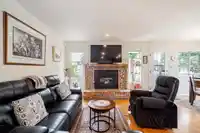 13560 15A AVENUE - thumbnail 9