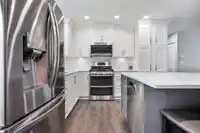 2216 152A STREET - thumbnail 2
