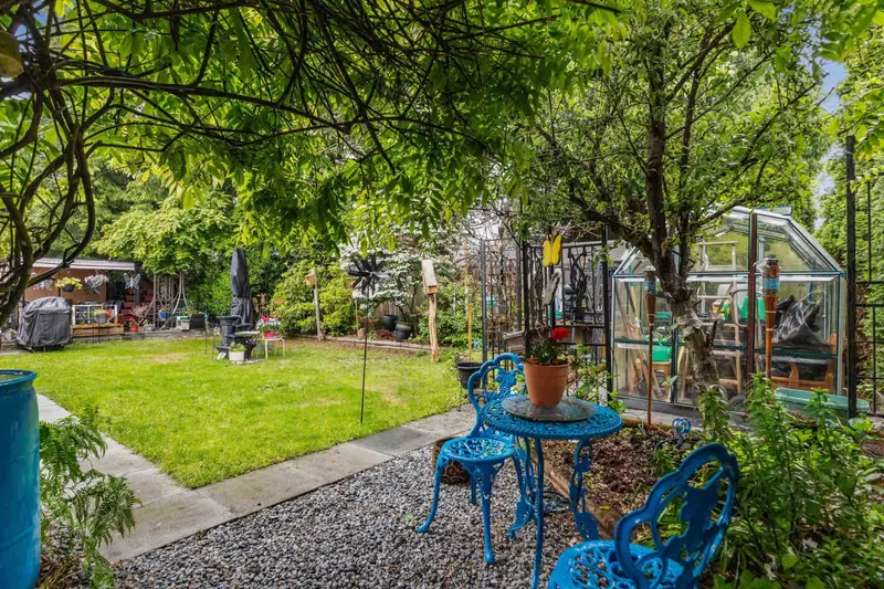 12214 211 STREET - photo 1 of 19