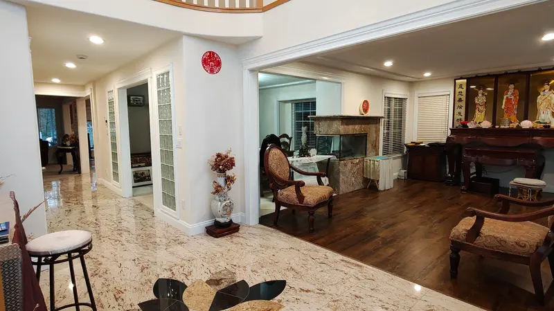 8675 ARMSTRONG AVENUE - photo 2 of 25