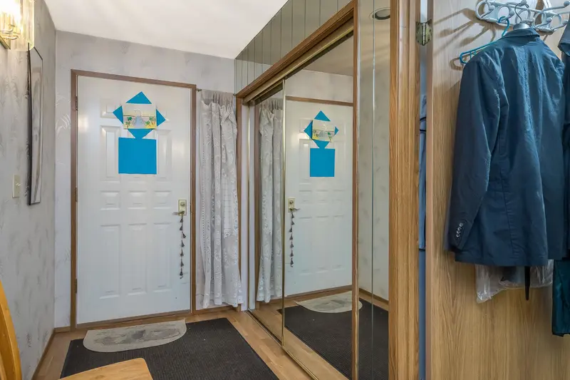 110 10584 153 STREET - photo 4 of 23