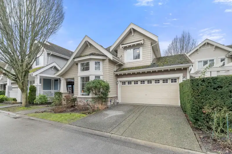 20 15288 36 AVENUE - photo 1 of 39