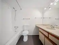 105 1460 MARTIN STREET - thumbnail 16
