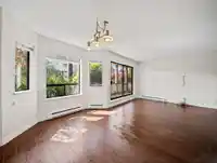 105 1460 MARTIN STREET - thumbnail 8
