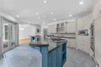 13688 32 AVENUE - thumbnail 6