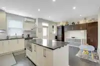 2472 164 STREET - thumbnail 15
