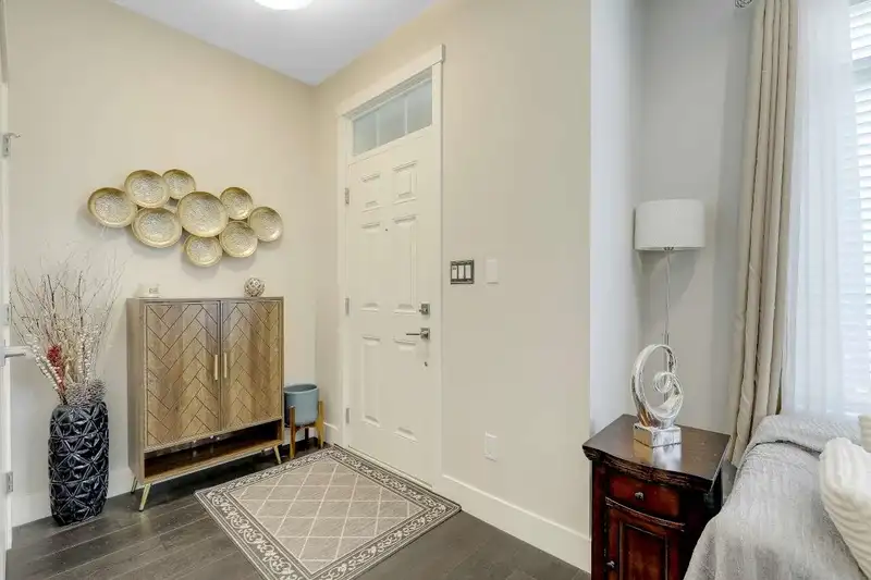 2472 164 STREET - photo 4 of 40