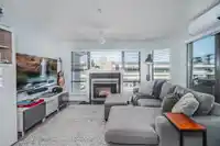 305 15241 18 AVENUE - thumbnail 2