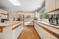1884 139A STREET - thumbnail 18