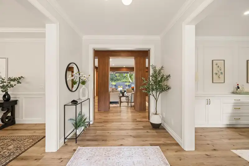 3015 141 STREET - photo 3 of 40