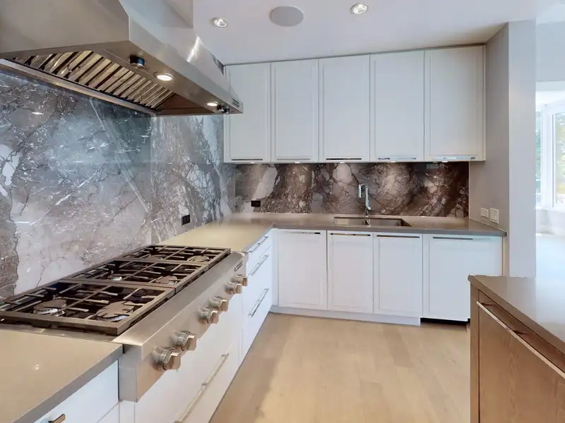 305 1501 VIDAL STREET - photo 4 of 38