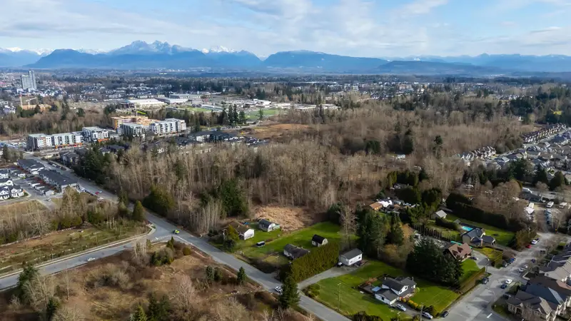 7380 198B STREET - photo 4 of 20