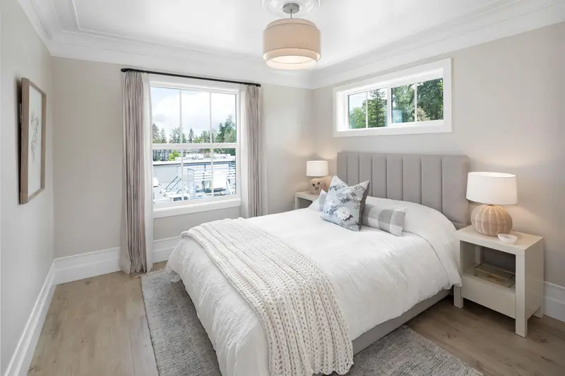 5 20329 80 AVENUE - photo 2 of 10