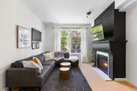 26 2678 KING GEORGE BOULEVARD - thumbnail 1