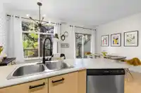 26 2678 KING GEORGE BOULEVARD - thumbnail 5