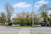 2058-2060 156 STREET - thumbnail 1