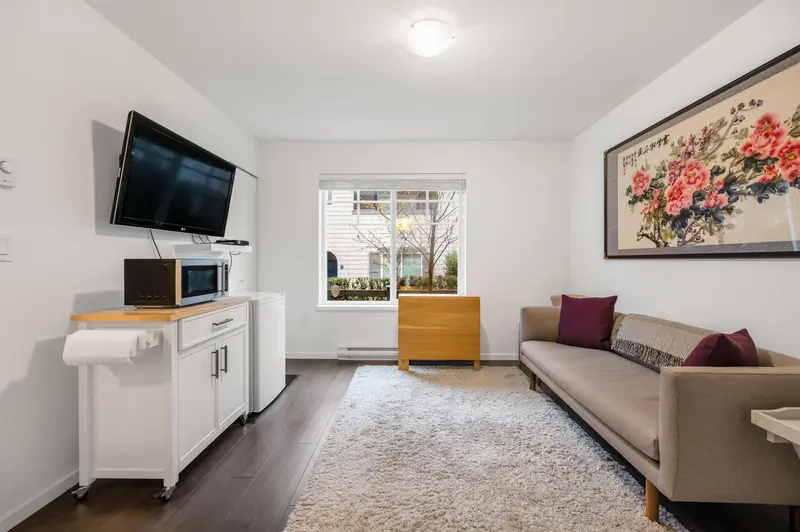 60 15487 99A AVENUE - photo 3 of 25