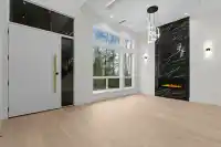 16639 18 AVENUE - thumbnail 3