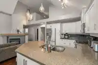 60 15500 ROSEMARY HEIGHTS CRESCENT - thumbnail 12