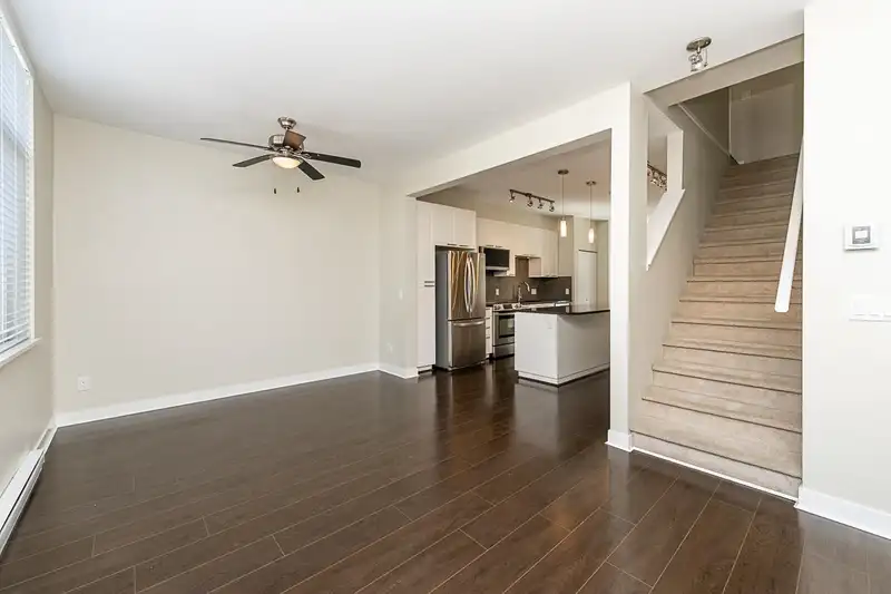 91 16222 23A AVENUE - photo 4 of 37
