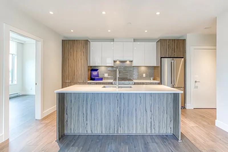 107 258 NELSON'S COURT - photo 2 of 24