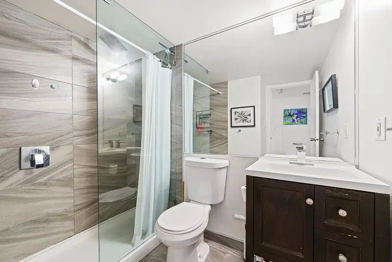 301 1333 HORNBY STREET - photo 2 of 25