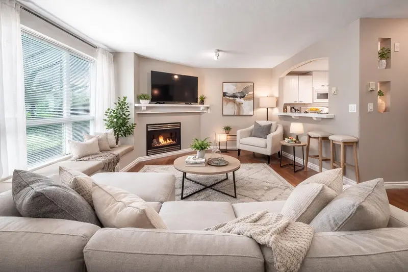 15 1015 LYNN VALLEY ROAD - photo 1 of 14