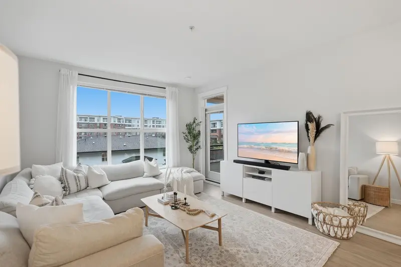 A323 8150 207 STREET - photo 2 of 25