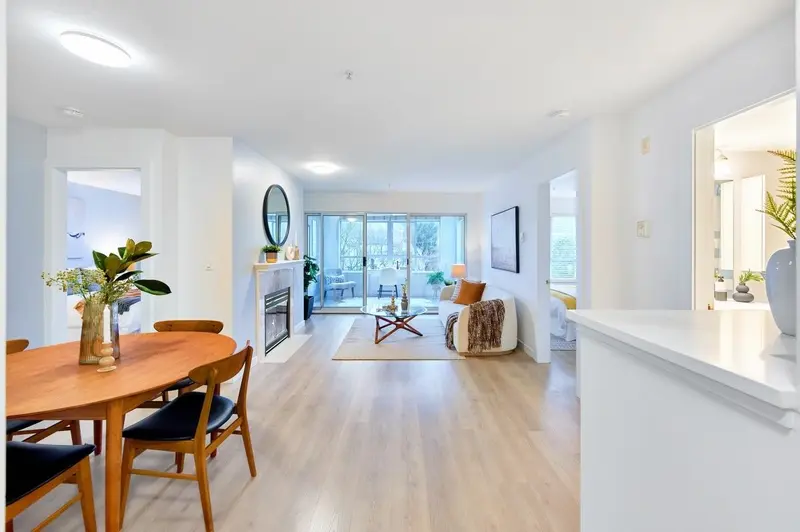 313 855 W 16TH STREET - photo 4 of 25