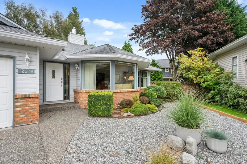 12979 19A AVENUE - photo 1 of 40
