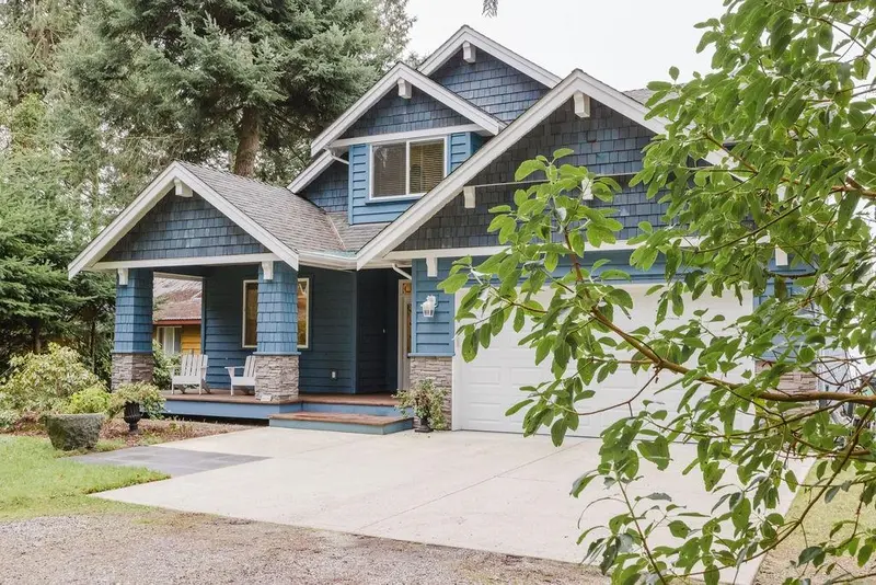 1537 MCCULLOUGH ROAD - photo 2 of 25