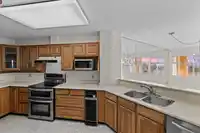 413 1442 FOSTER STREET - thumbnail 5