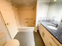 206 1351 MARTIN STREET - thumbnail 19