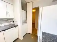 206 1351 MARTIN STREET - thumbnail 8