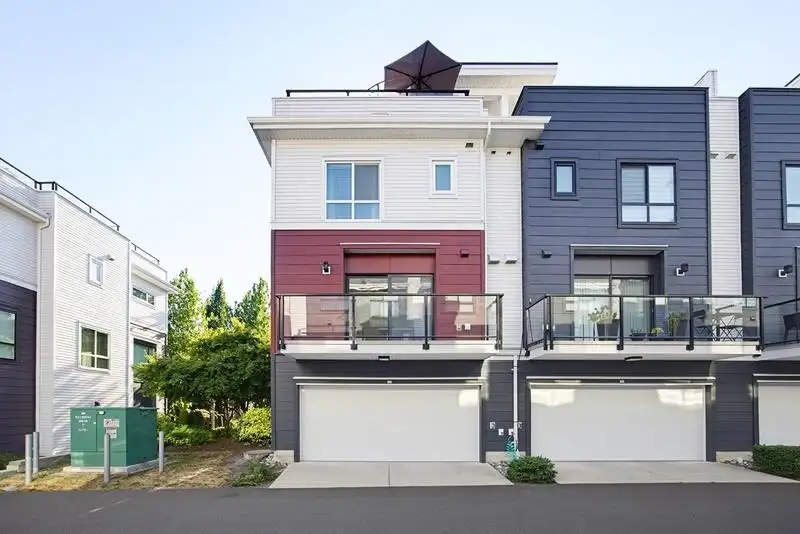 190 2277 OAK MEADOWS DRIVE - photo 1 of 25