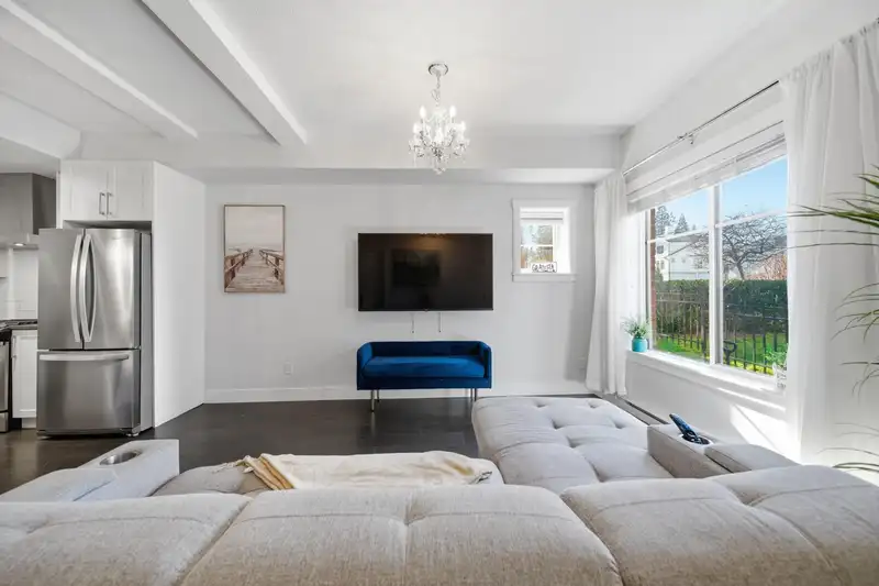 104 16528 24A AVENUE - photo 3 of 39